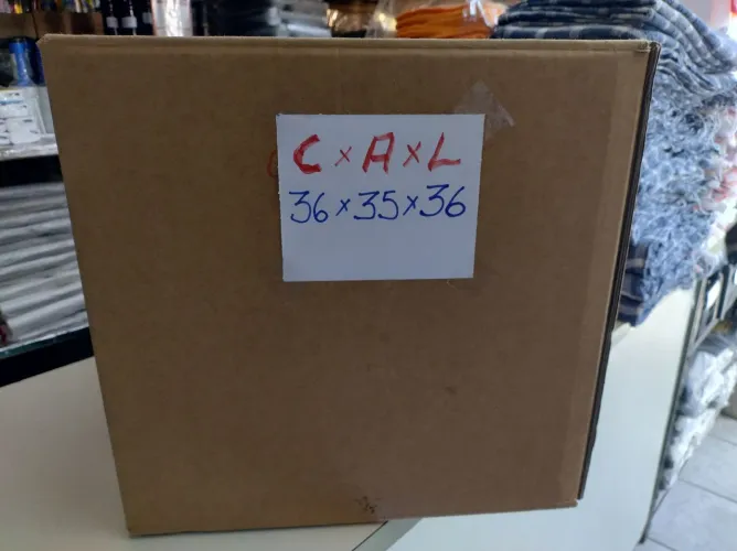 Caixa papelão reuso muito resistente