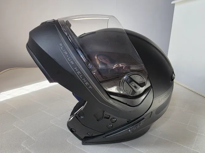 Capacete Robocop Peels
