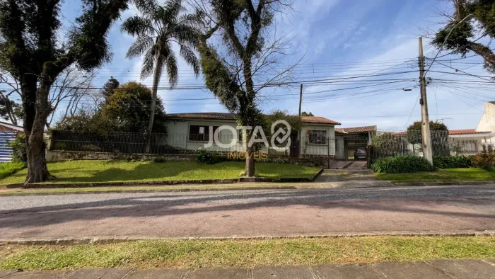 TERRENO DE 487,63 M² EM LOCALIZAÇÃO PRIVILEGIADA NO BIGORRILHO Terreno à Venda 487,63 M² N