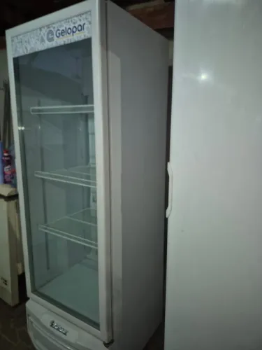 Geladeira expositora 414L
