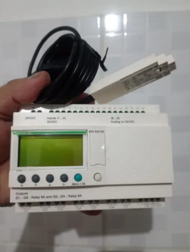 Relé programável modular