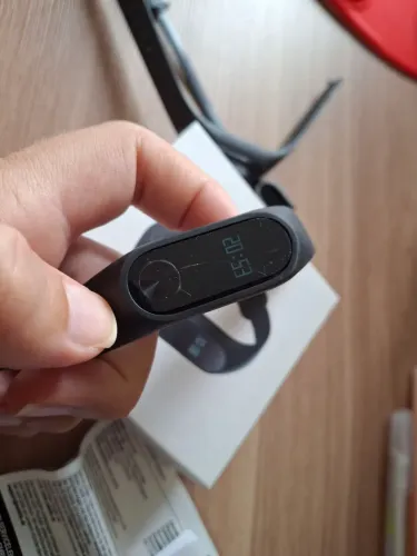 Relógio Mi Band 2 com pulseira extra