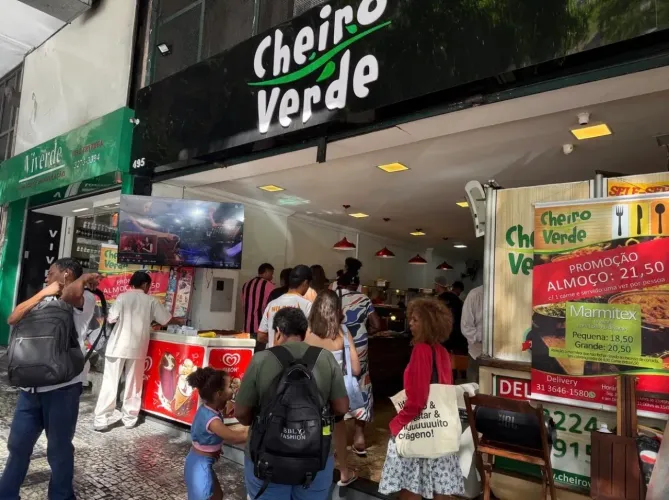 ESTAMOS CONTRATANDO: 1 VAGA PARA ATENDIMENTO e 1 VAGA PARA REPOSITOR. ÓTIMO SALÁRIO!!!