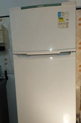 Geladeira Consul Cycle Defrost 334 litros Branca