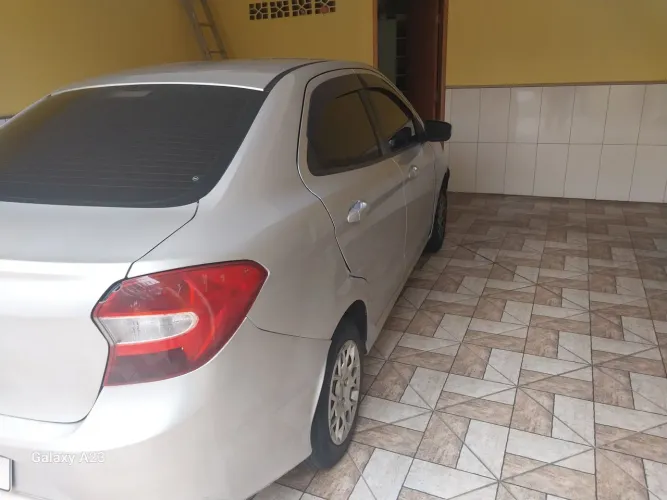Ford KA+ Sedan 1.0 Tivct Flex 4P 2015