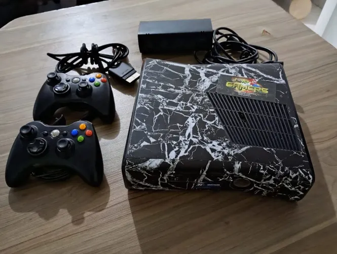 Xbox 360 slim com RGH