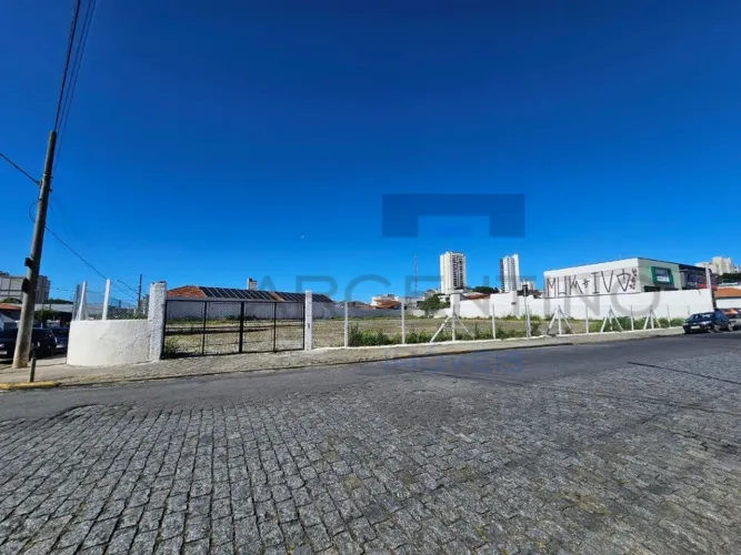 Ótimo terreno com 2.060m em localização estratégica em Mogi das Cruzes