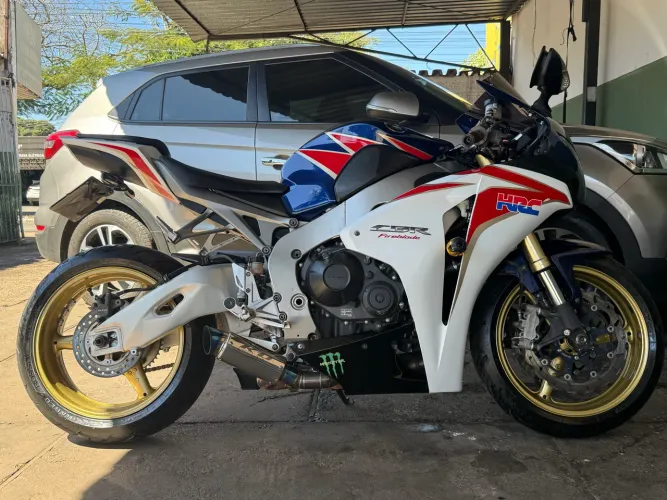 CBR 1000 RR Fireblade