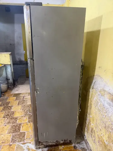 Geladeira 300.00