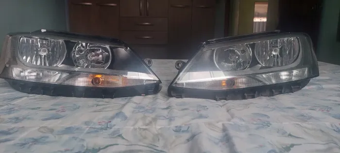 Farol original Jetta