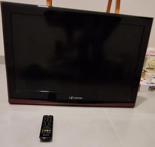TV LCD 32" BUSTER
