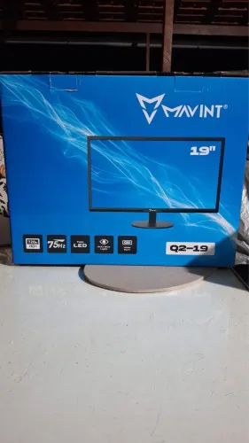 Monitor de 19 polegadas novo