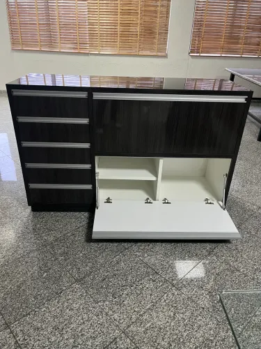 Armários tipo Buffet para Salas e cozinhas