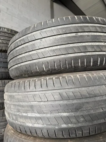 Pneus 235/65/17 marca Michelin