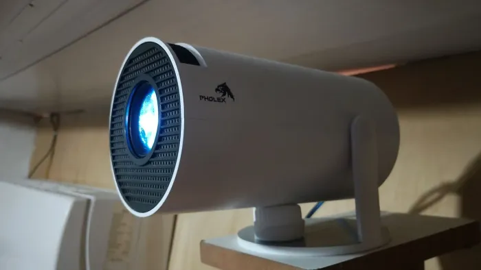 Mini Projetor Smart HY300 Pholex - Liga/Android OK (Defeito na Imagem)