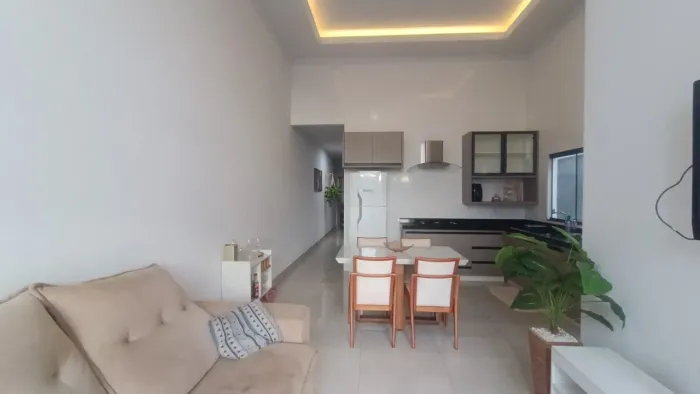 Casa a venda  setor Vilagio garavelo em Aparecida de Goiânia,200mts da prefeitura de Apare