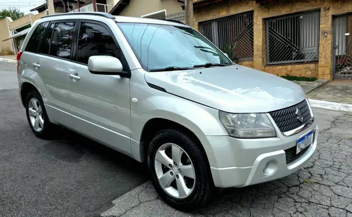 Suzuki Grand Vitara 2.0 16V 4x2/4x4 5P Aut. 2012