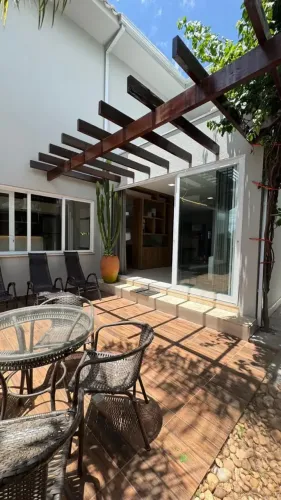 Sobrado com 4 quartos no Belvedere 1