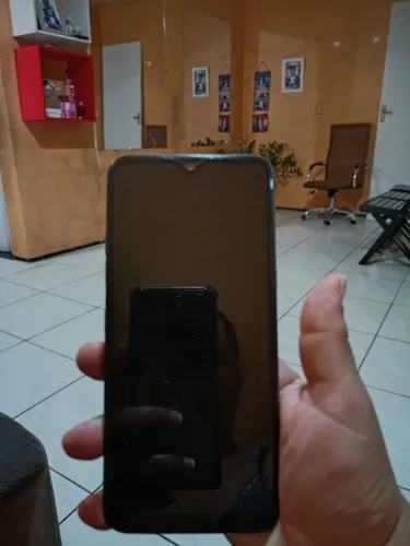 Celular com defeito 