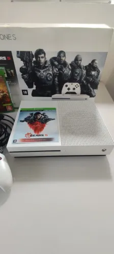 Xbox One S 1TB Branco + Controle Original + 2 Jogos + Caixa