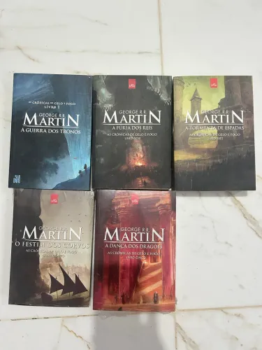 Coleção Crônicas Do Gelo E Do Fogo GEORGE R.R. MARTIN 5 livros