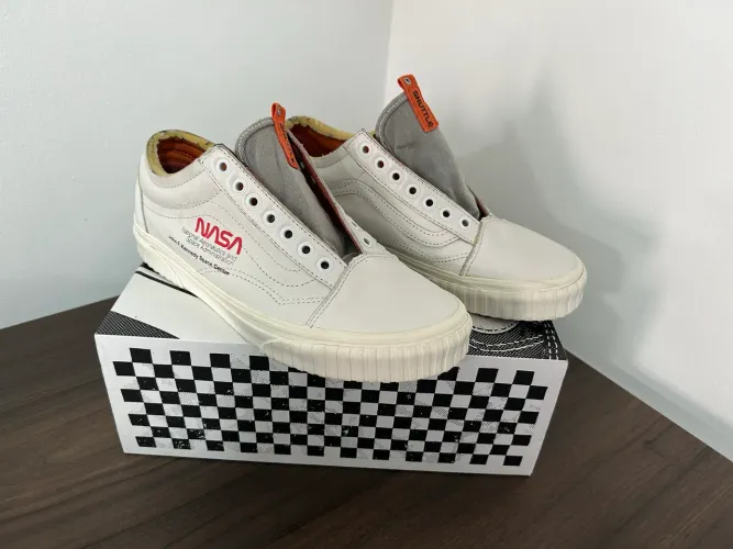 Vans Old Skool X NASA "Space Voyager" Branco