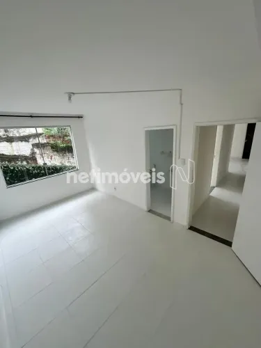 Apartamento 3 Quartos com Suíte no Acupe de Brotas Conforto e Espaço!