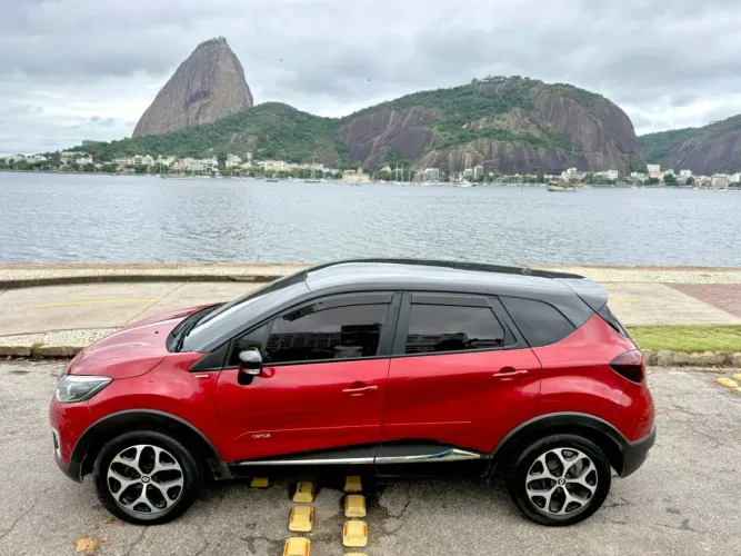Renault Captur Bose 1.6 CVT 2021