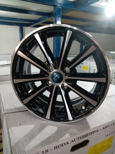 Rodas Eclipse aro 15 4x100 + 185/65R15 Longway Remold - R$ 2.690,00
