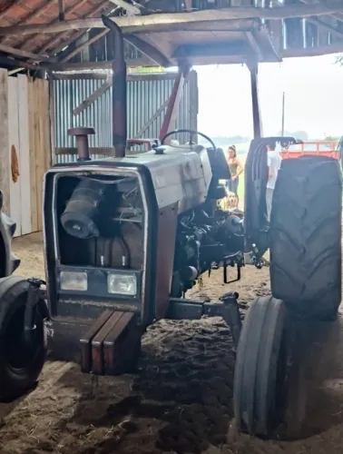 Trator Massey Ferguson 290