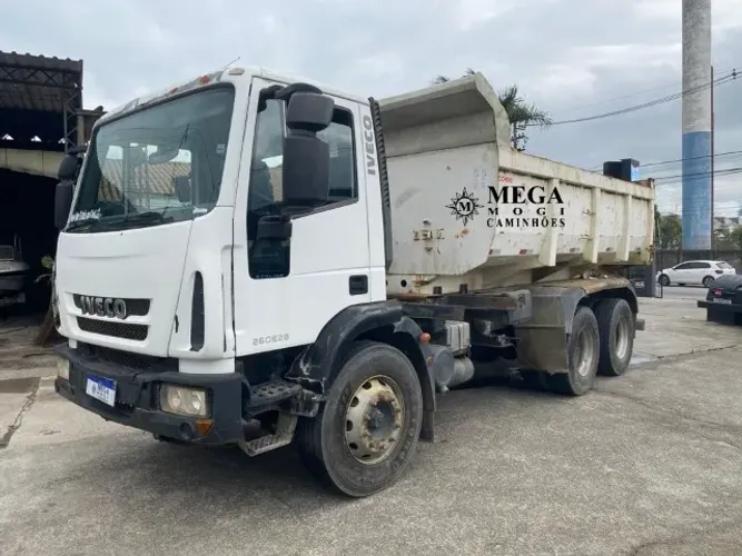 Iveco Tector 260 E 28 cacamba truck tracado