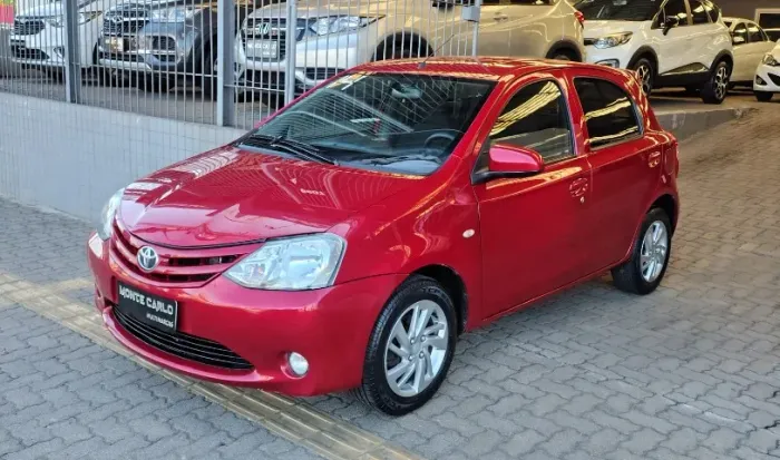 Toyota Etios X 1.3 Flex 16V 5P Mec. 2014