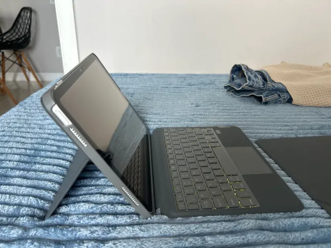 Capa teclado para iPad 11 A16 ou iPad 10 - Original iplace