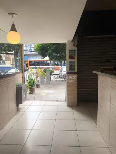 Loja para venda na rua Barão de Mesquita (Tijuca), potencial incrível para qualquer ramo c
