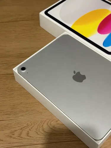 Vendo iPad 11 128GB com garantia Apple 