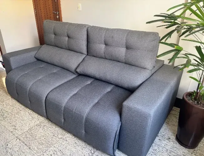 Sofá retrátil