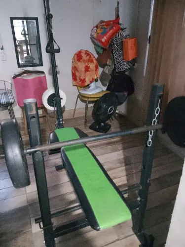 Aparelho de musculação 