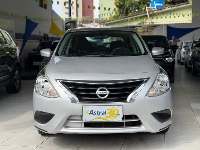 Nissan Versa SV 1.6 16V Flex Fuel 4P Mec. 2016