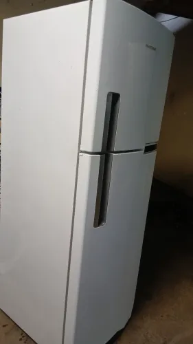 *Refrigerador BRASTEMP FROST FREE 440 LTS IMPECÁVEL ***