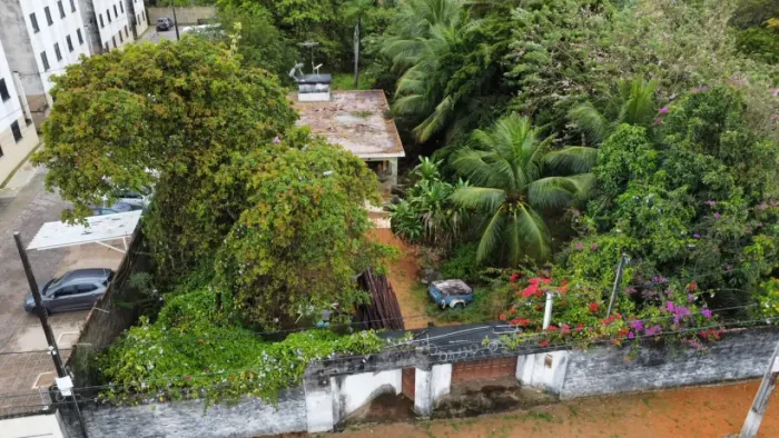 OPORTUNIDADE IMPERDÍVEL! TERRENO À VENDA!