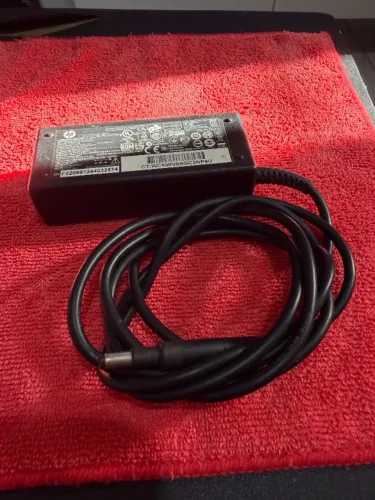 Fonte Carregador Original HP 65W 19.5V 3.33A Modelo PPP009C Plug 7.4mm