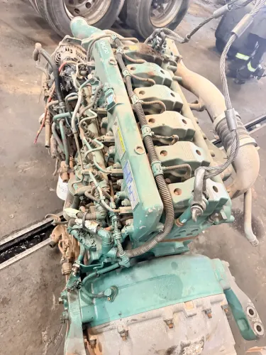 MOTOR MWM MAX FORCE VOLVO VM 270 VM 330 NOVÍSSIMO | BH-MG