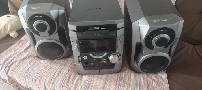 Conjunto completo Sony MHC-DX5