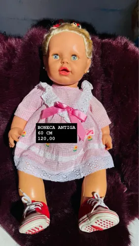 BONECA MUITO ANTIGA LOIRA