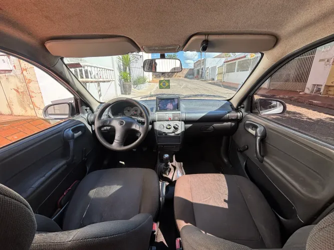 Chevrolet Corsa SED Class.life 1.0/1.0 Flexpower (álcool) 2006