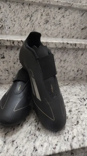Chuteira F50 No 35 Adidas