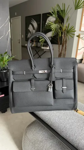 Bolsa estilo Birkin em couro