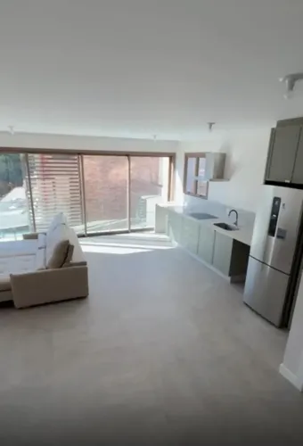 Apartamento para aluguel com 92 metros quadrados com 2 quartos