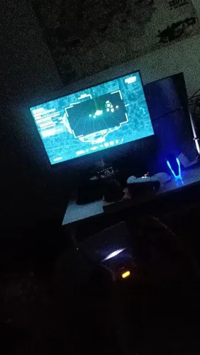 Vendo ps5 slim com leitor de disco tenho manete também mas vendo separada mente 