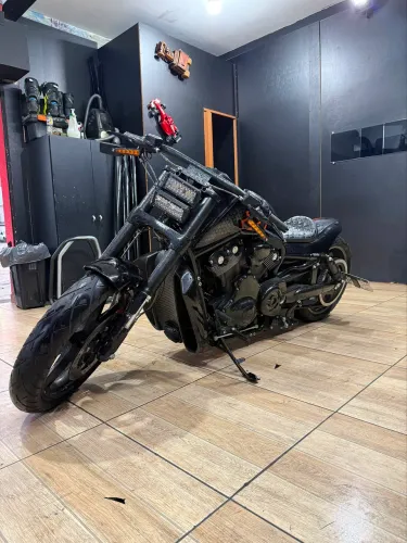 Harley v-rod